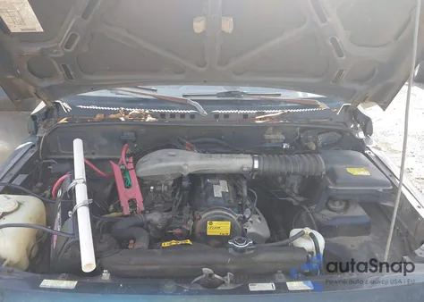 1994 Geo Tracker z USA, uszkodzony, nr VIN 2CNBJ18U7R6928021